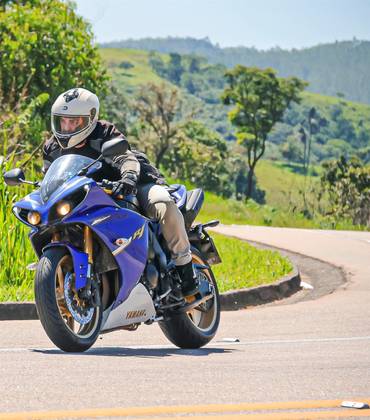 YAMAHA YZF R1 